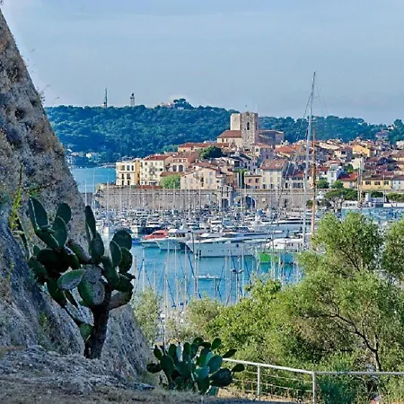 Magnifique Climatise Vieil شقة
