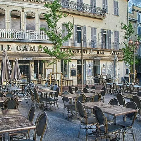 Magnifique Climatise Vieil أنتيب